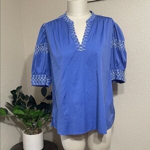 Chico’s embroidered short sleeve top